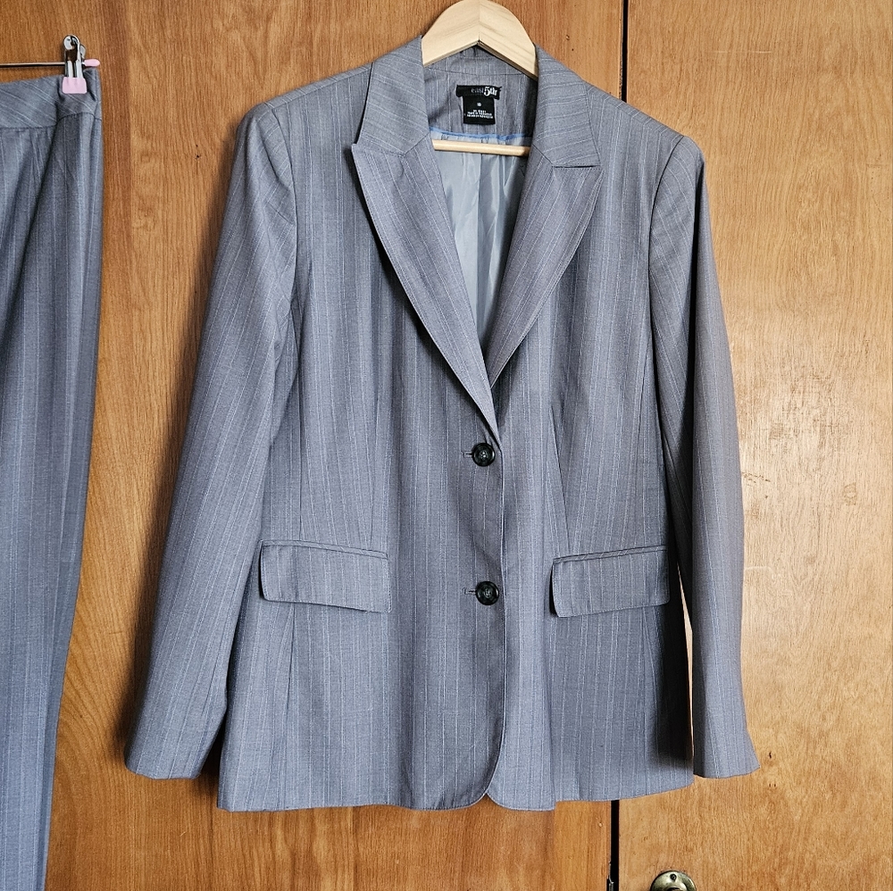 Suit